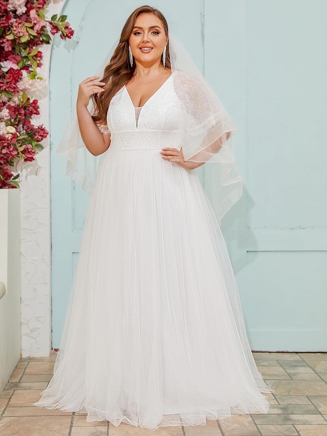 Ever-Pretty Plus Women's Lace V Neck A Line Short Sleeves Long Simple Bridal Gown Plus Size Wedding Dress for Bride - Image 3