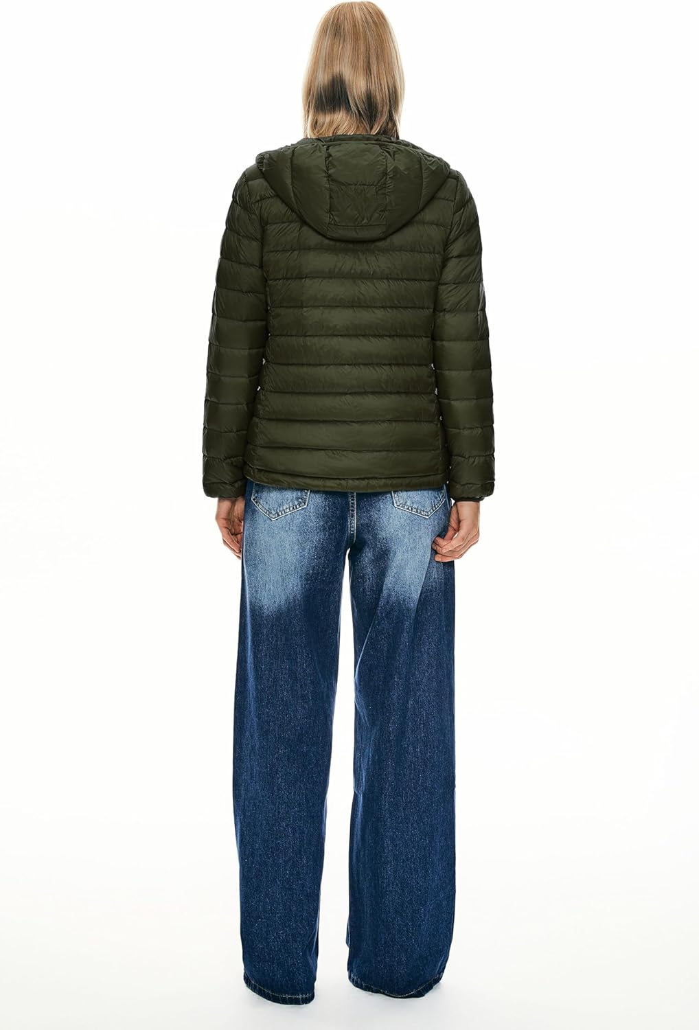 Orolay Women's Packable Down Jacket Hooded Ultra Light Weight Short Spring Puffer Coat with Pockets - Image 2