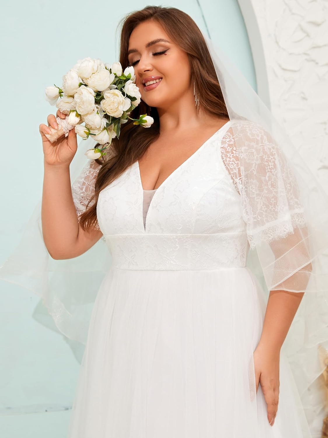 Ever-Pretty Plus Women's Lace V Neck A Line Short Sleeves Long Simple Bridal Gown Plus Size Wedding Dress for Bride - Image 5