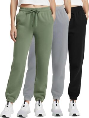 Real Essentials 3 Pack: Women’...