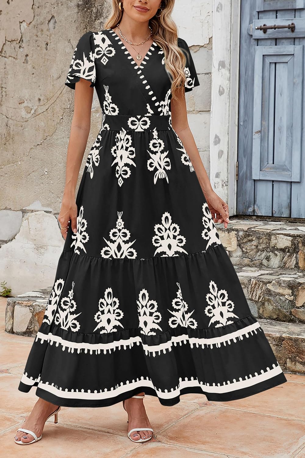 PRETTYGARDEN Womens 2026 Summer Casual V Neck Boho Maxi Dress Flowy Aline Bell Sleeve Tiered Floral Dresses with Pocket - Image 6