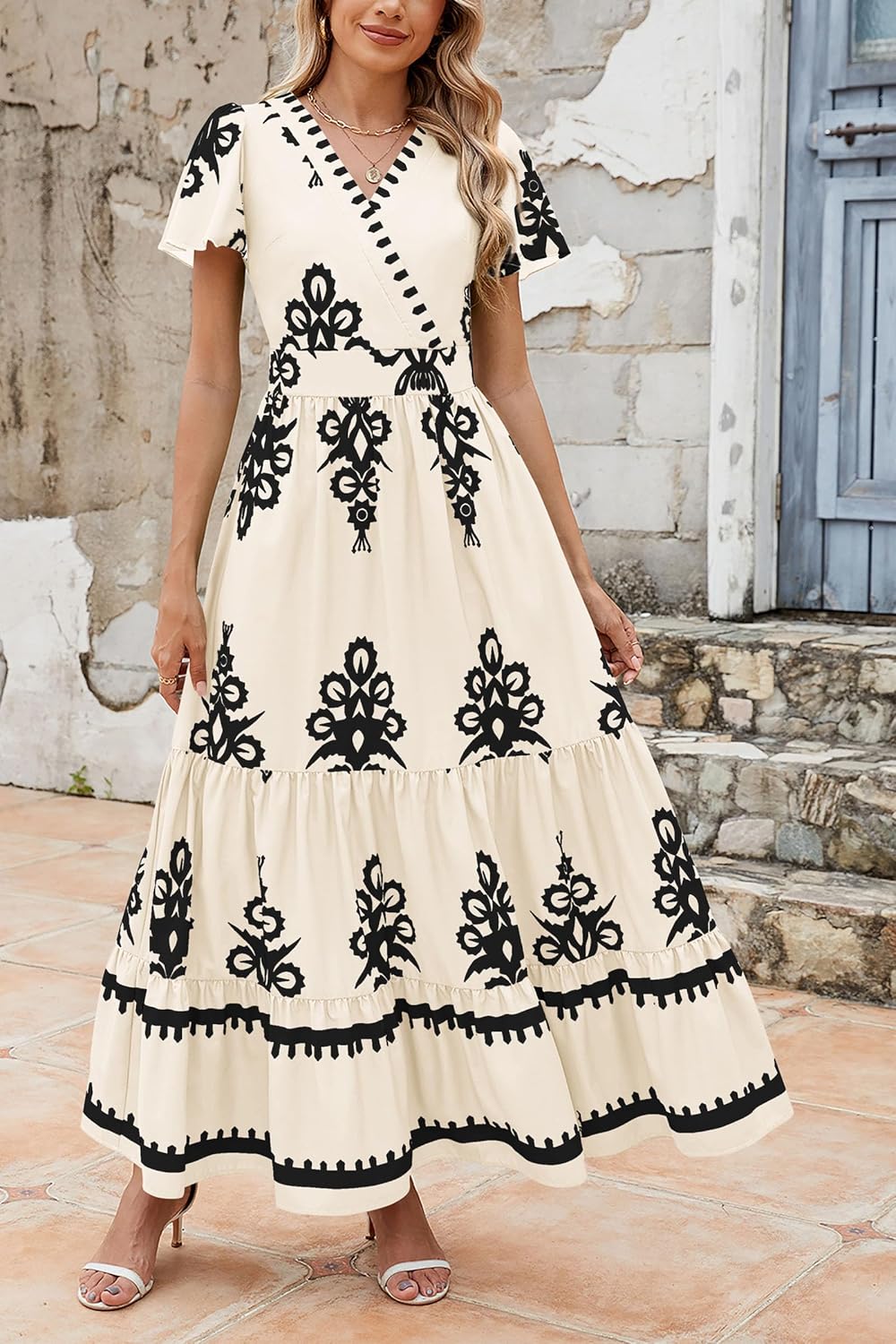 PRETTYGARDEN Womens 2026 Summer Casual V Neck Boho Maxi Dress Flowy Aline Bell Sleeve Tiered Floral Dresses with Pocket - Image 4