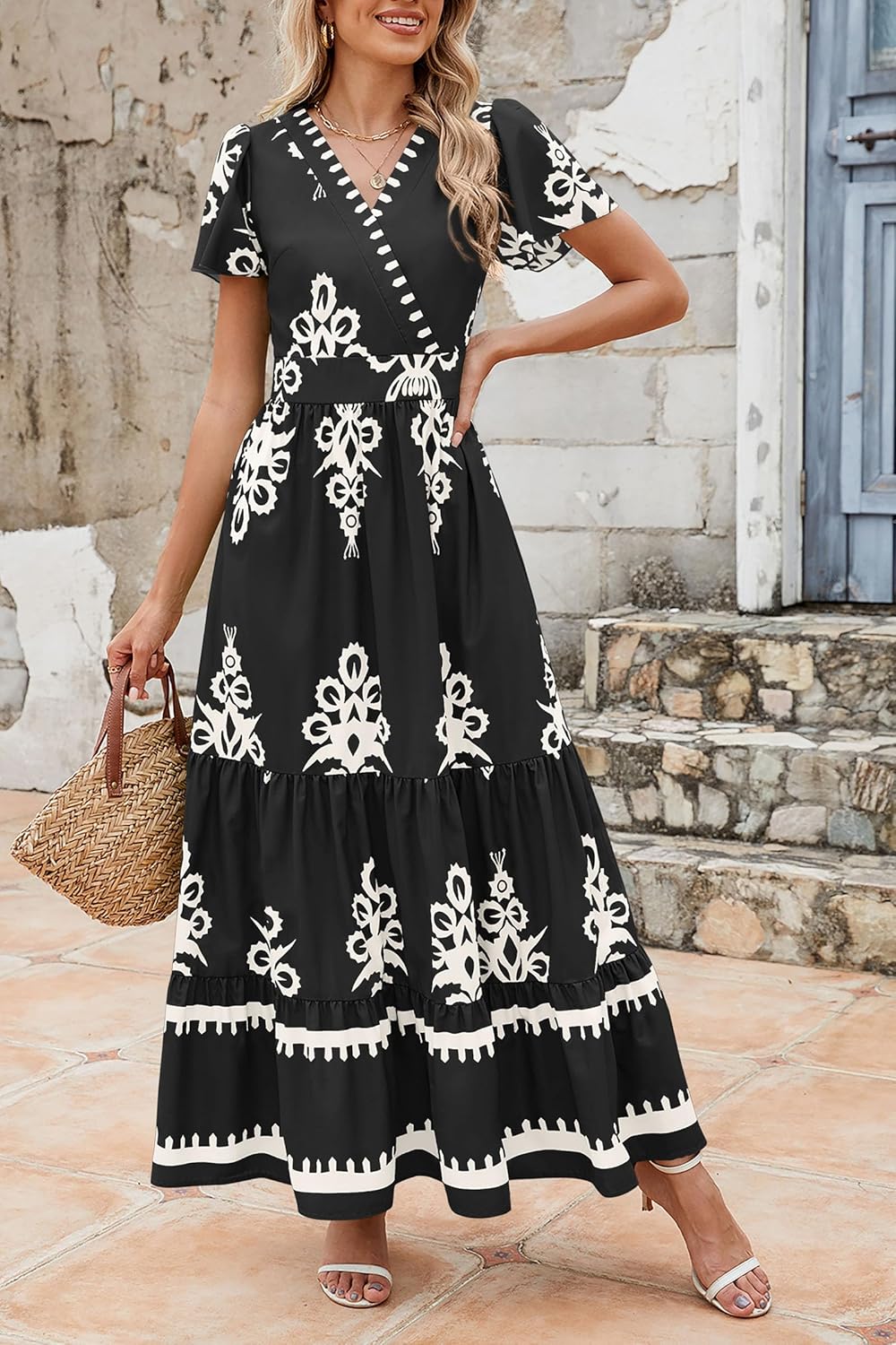 PRETTYGARDEN Womens 2026 Summer Casual V Neck Boho Maxi Dress Flowy Aline Bell Sleeve Tiered Floral Dresses with Pocket - Image 5