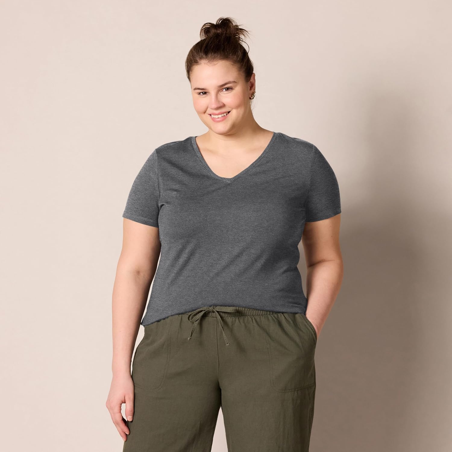 Amazon Essentials Women's Regular-Fit Short-Sleeve T-Shirt (Crewneck and V-Neck Options), Multipacks - Image 6