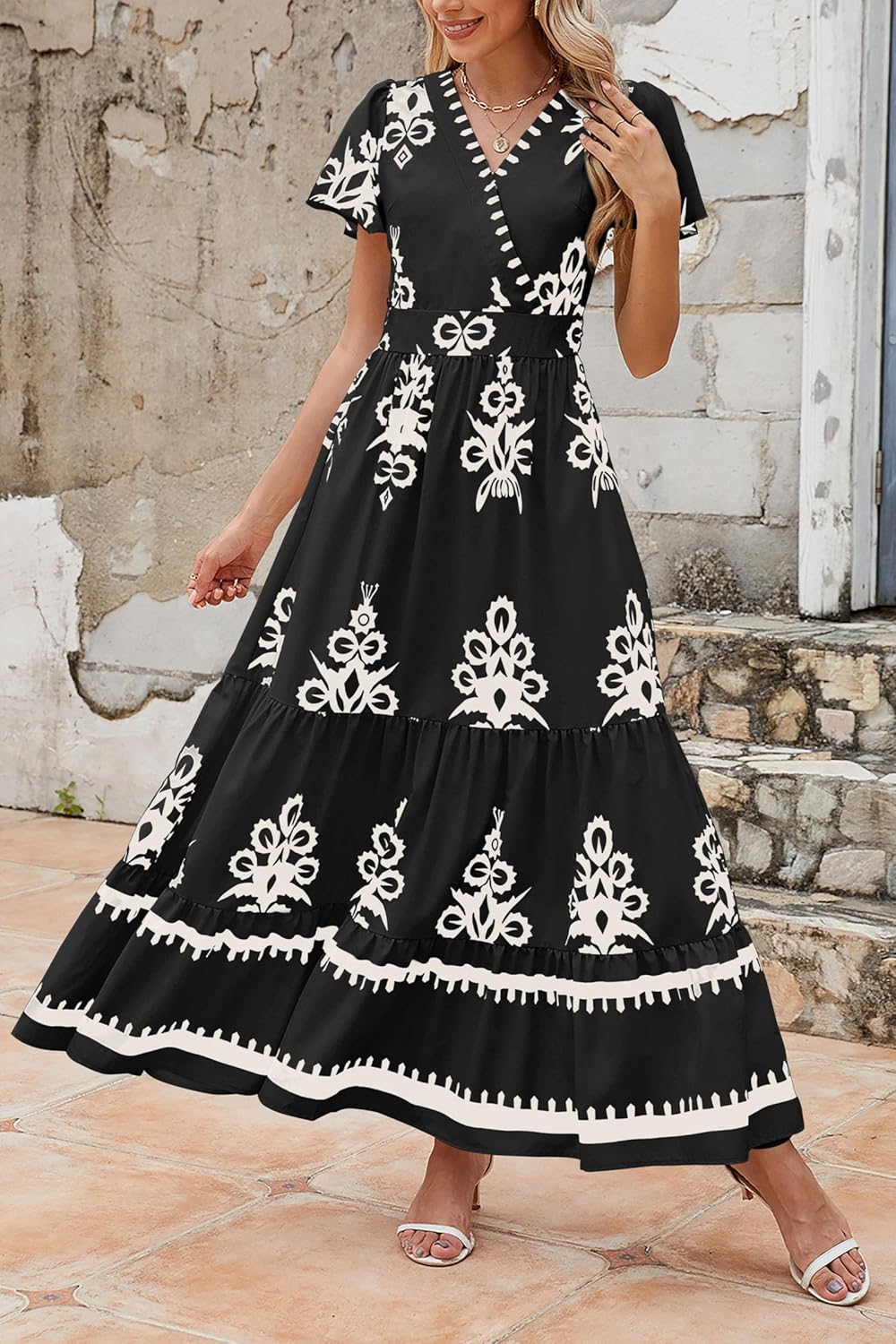 PRETTYGARDEN Womens 2026 Summer Casual V Neck Boho Maxi Dress Flowy Aline Bell Sleeve Tiered Floral Dresses with Pocket - Image 7